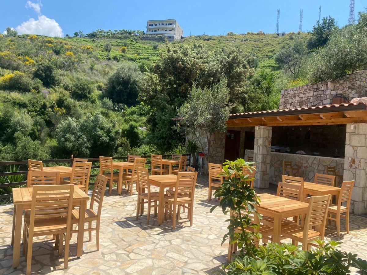 Hotel Mesun Himare Exterior foto