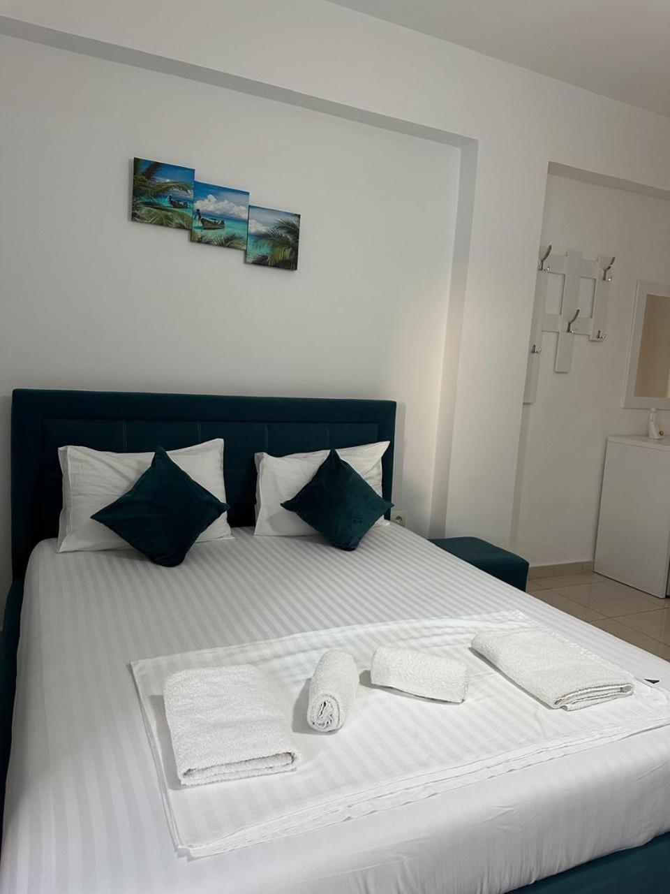 Hotel Mesun Himare Exterior foto