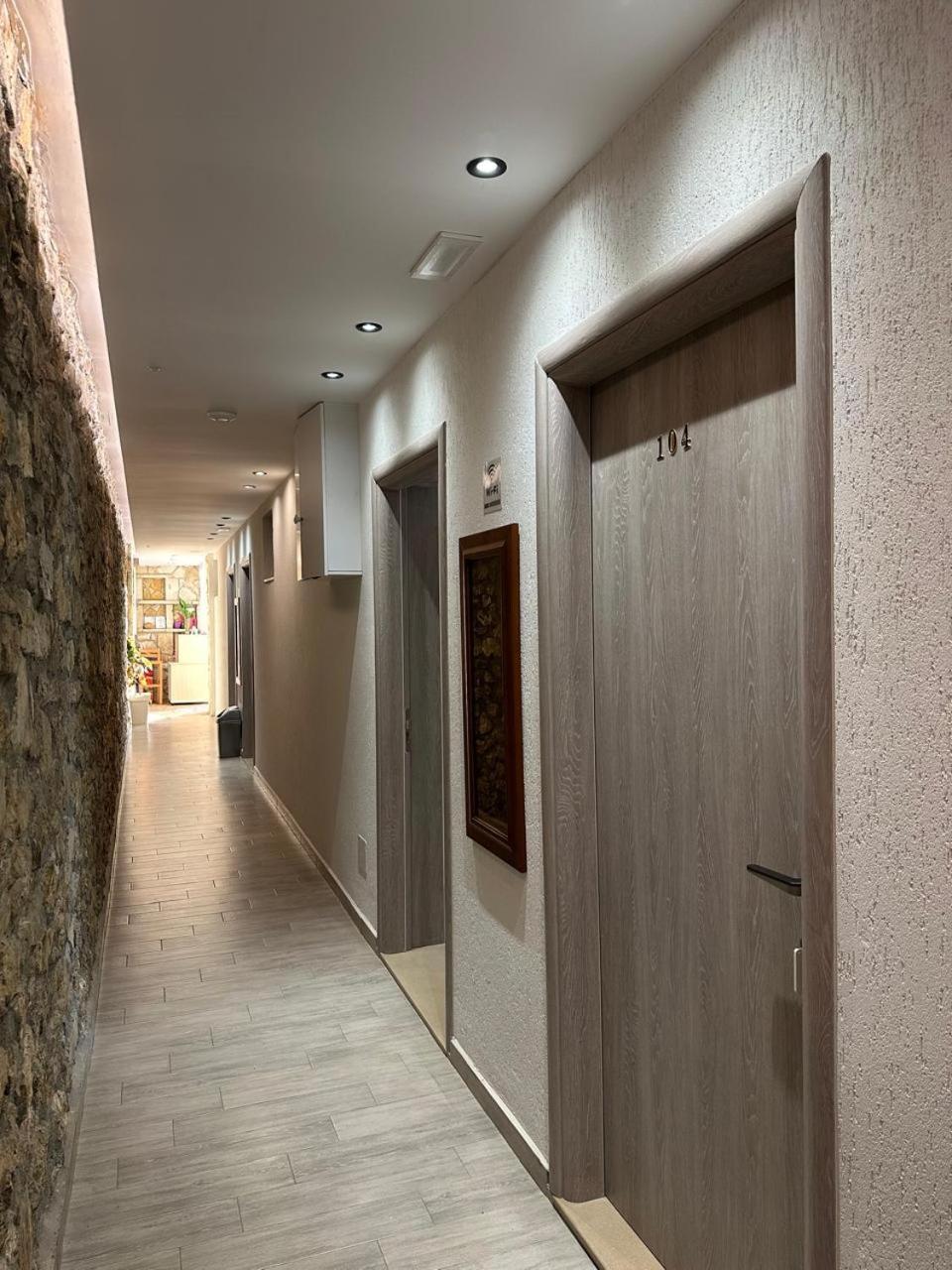 Hotel Mesun Himare Exterior foto